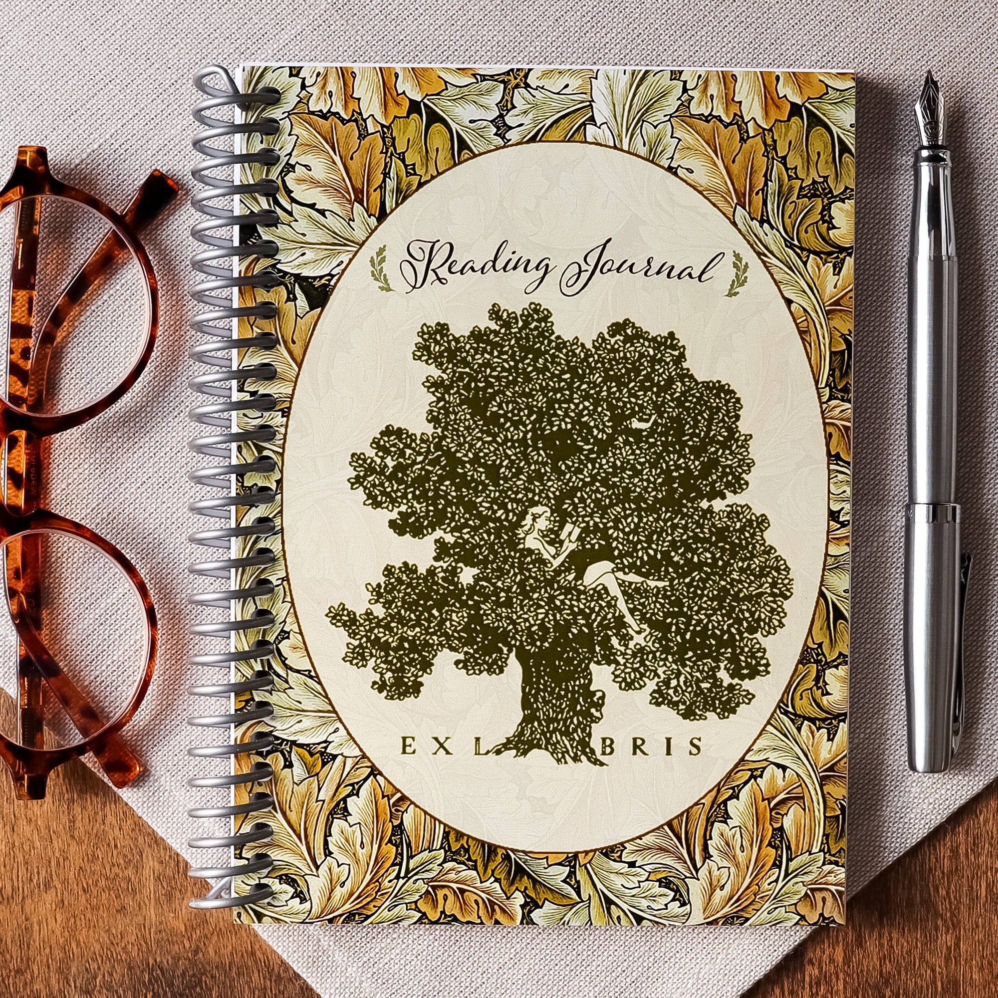 Book Review Reading Journal - Girl in Tree