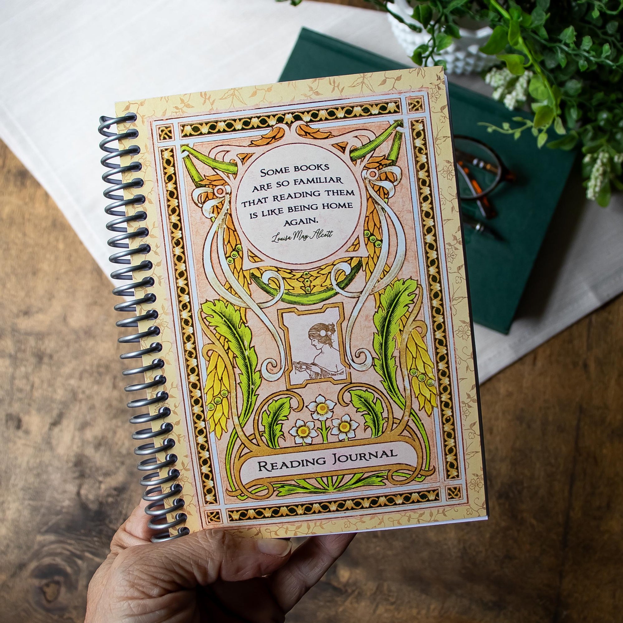 Louisa May Alcott Reading Journal: Floral Victorian Book Log
